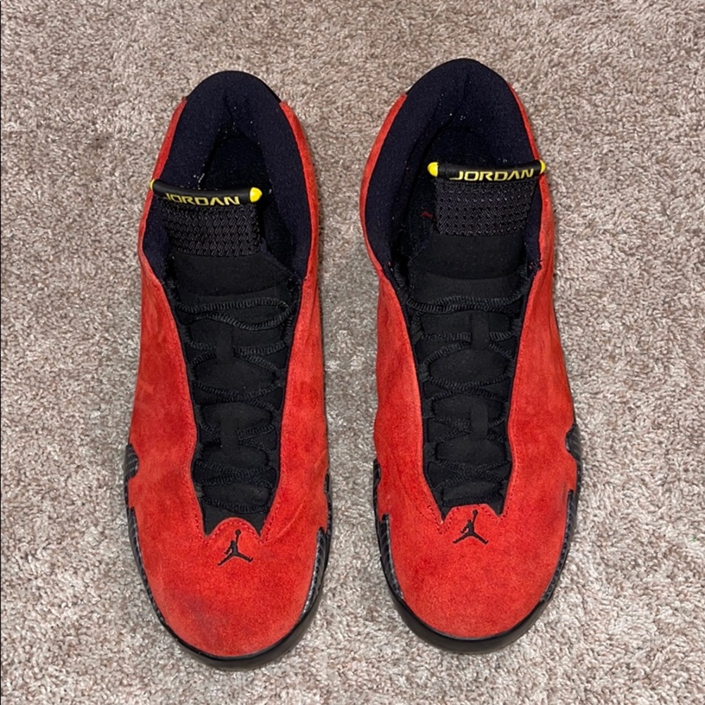 Air Jordan 14 Retro | Ferrari - Picture 6 of 7